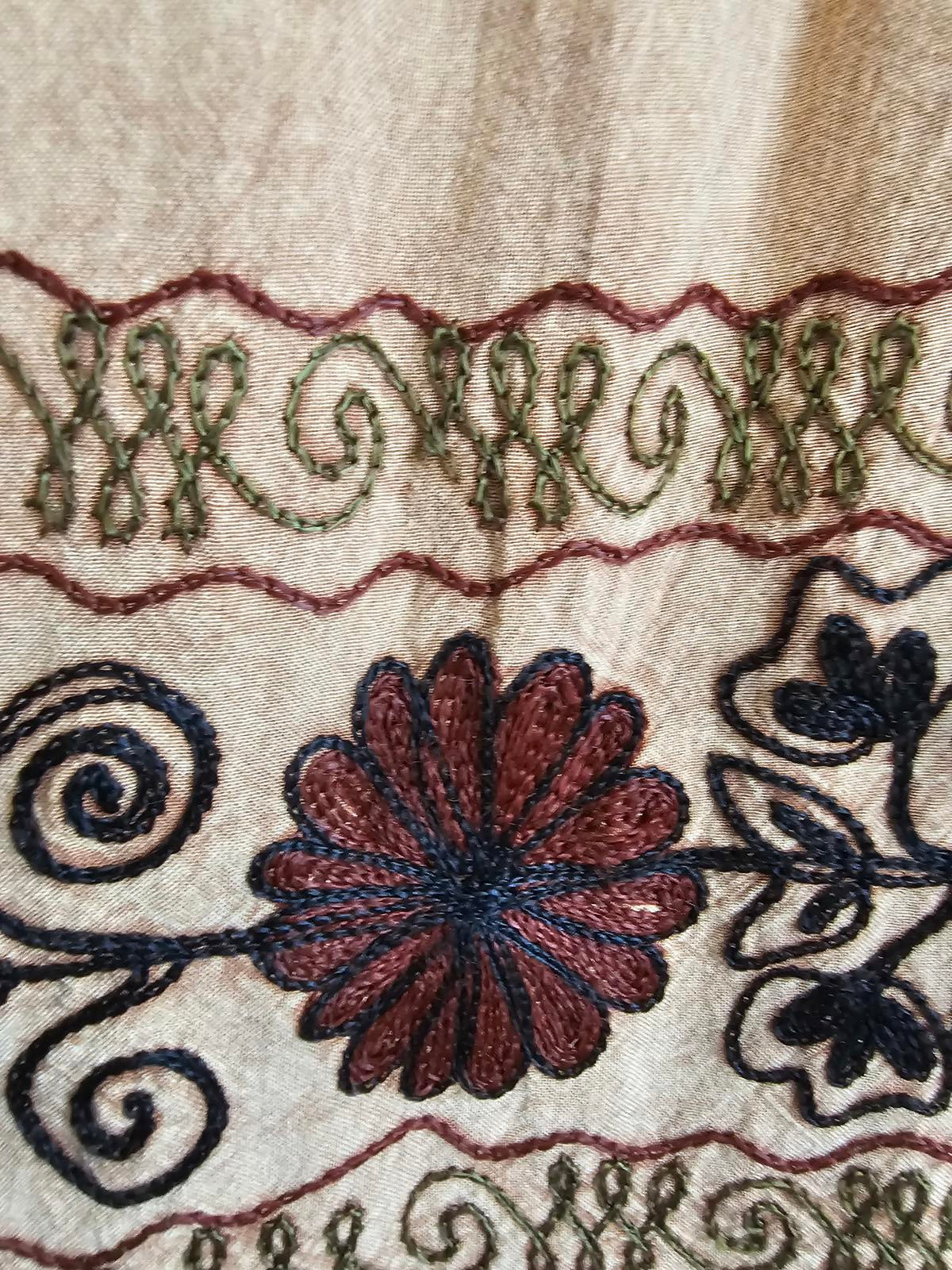 Vinage boho embroidered maxi skirt by AL- ZEER long tall.