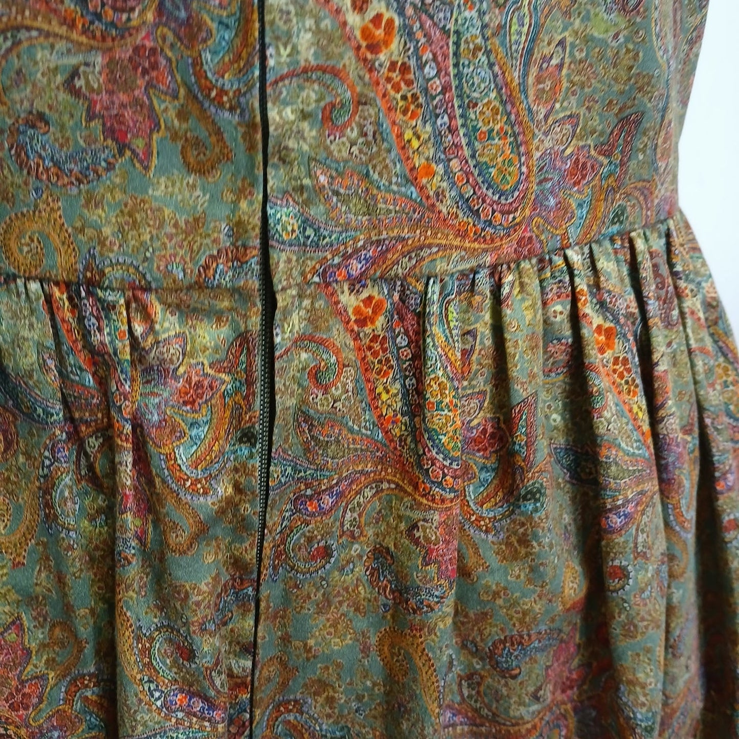 Vintage hand made green paisley floral cotton dress Modeshy