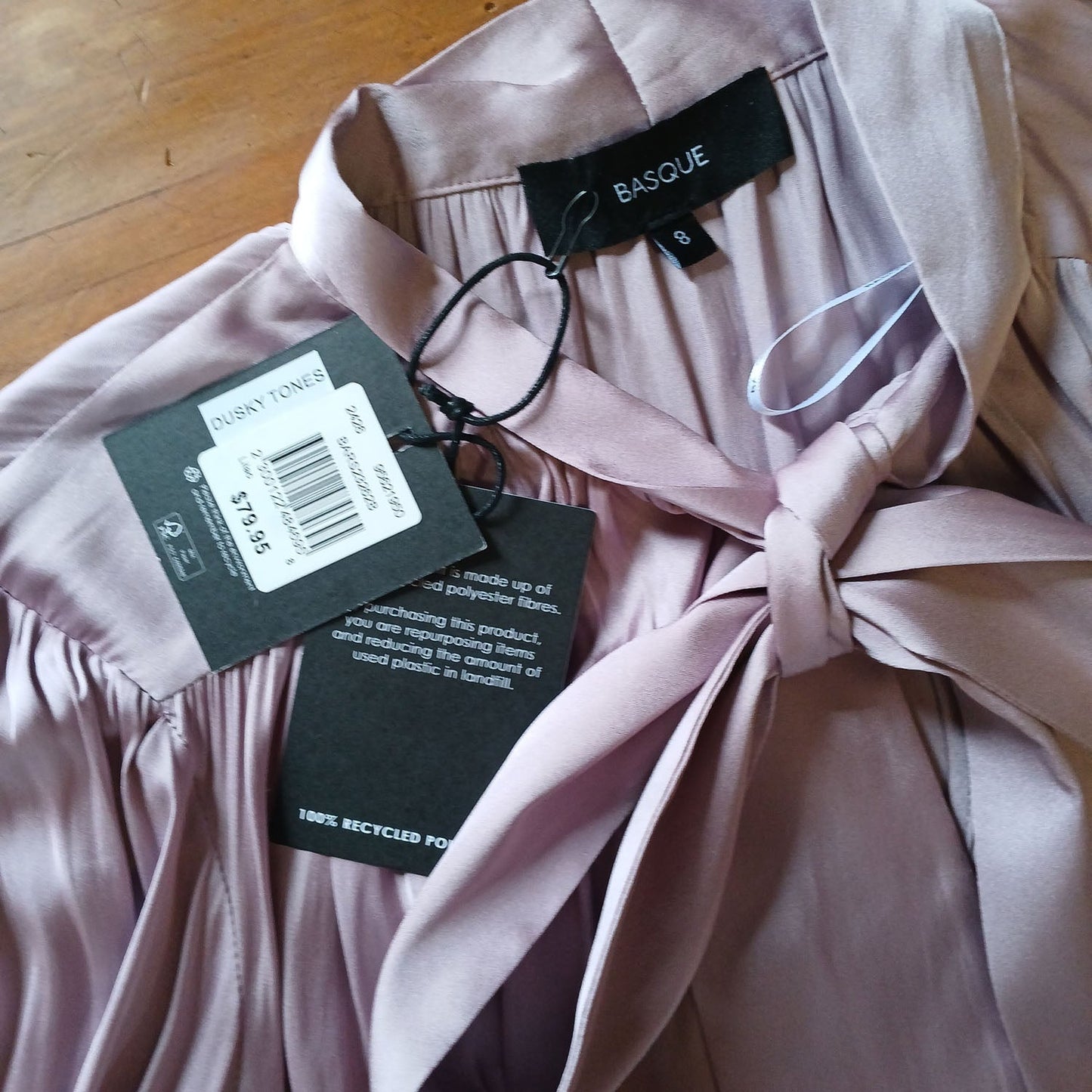Basque flowing, pussy bow mauve lavender long sleeve top. Modeshy