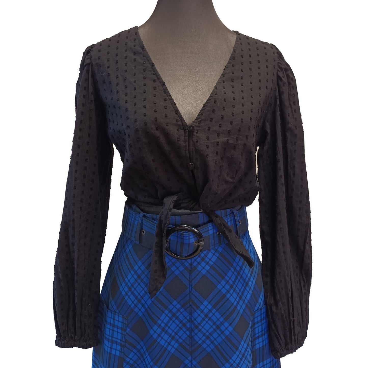 Black Lily loves cropped blouse Modeshy