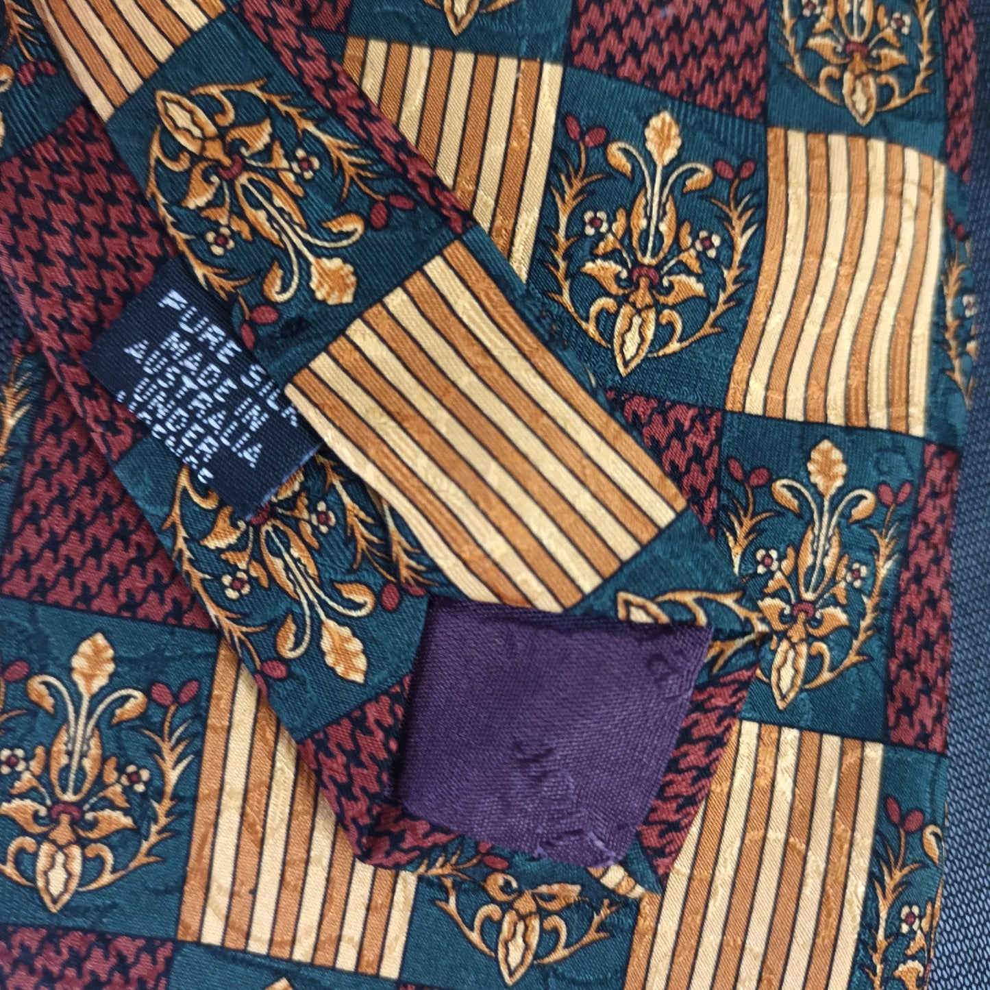 Vintage Christian Dior Silk Tie with Dior emblem Modeshy