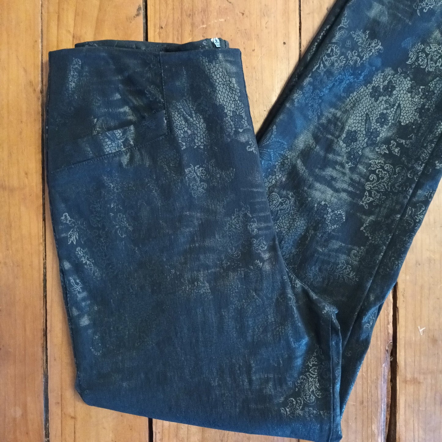 Vintage Andiamo 90s Embossed black floral dress pants 10 Au Modeshy