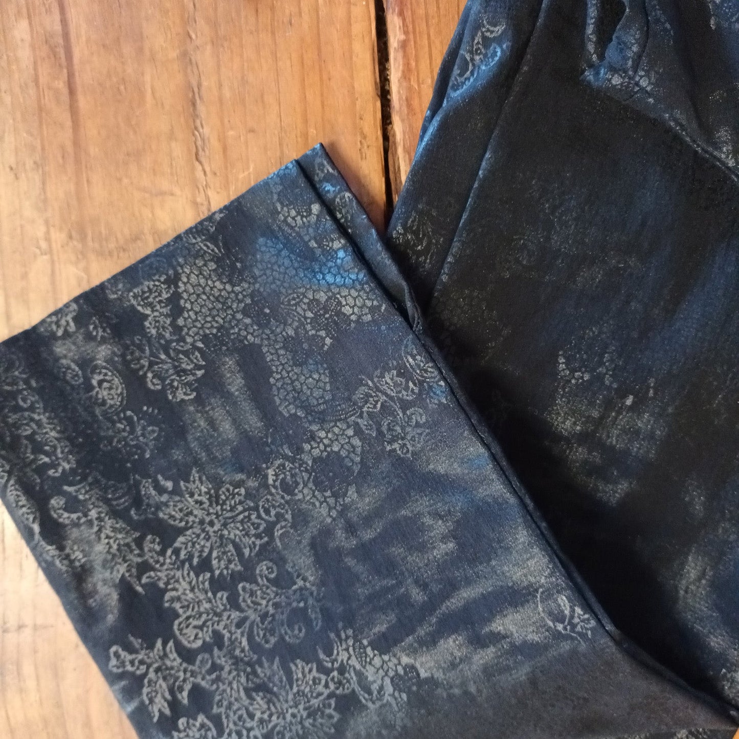 Vintage Andiamo 90s Embossed black floral dress pants 10 Au Modeshy