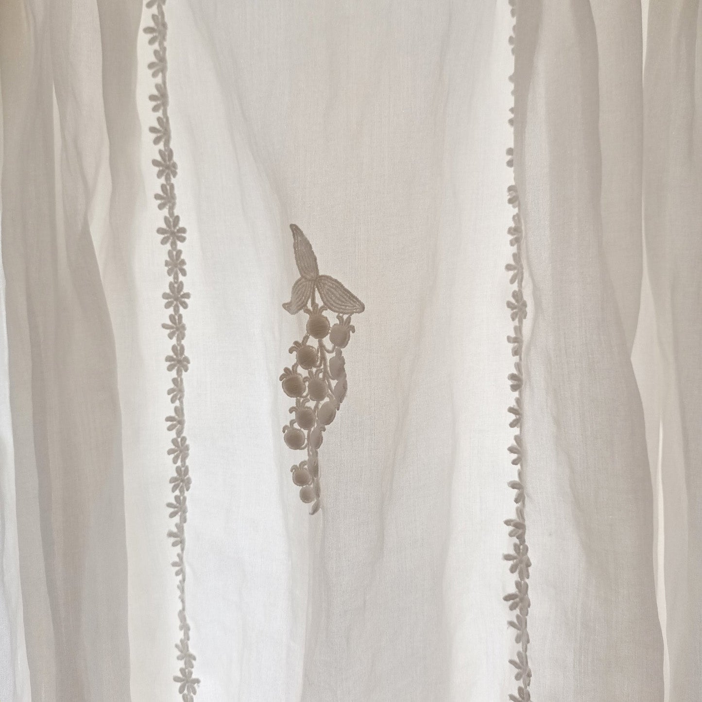 Vintage organza wedding dress - Donate a dress Modeshy