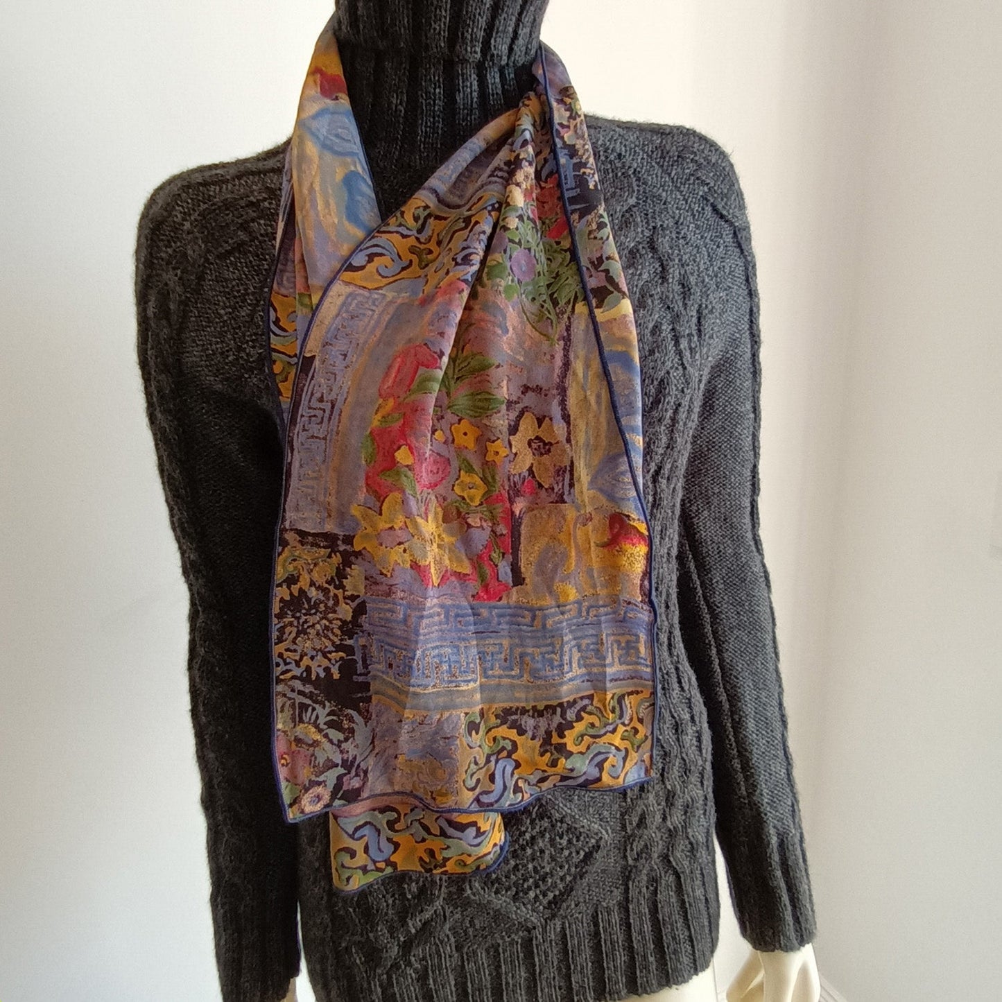 Vintage 90s scarf Modeshy