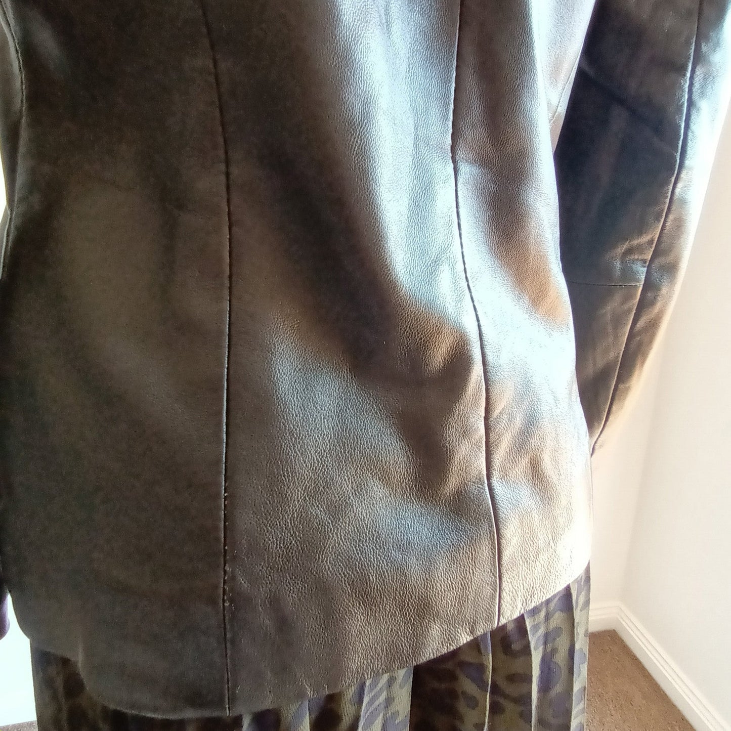 Vintage 90s black leather Jacket By Via Reggio Modeshy