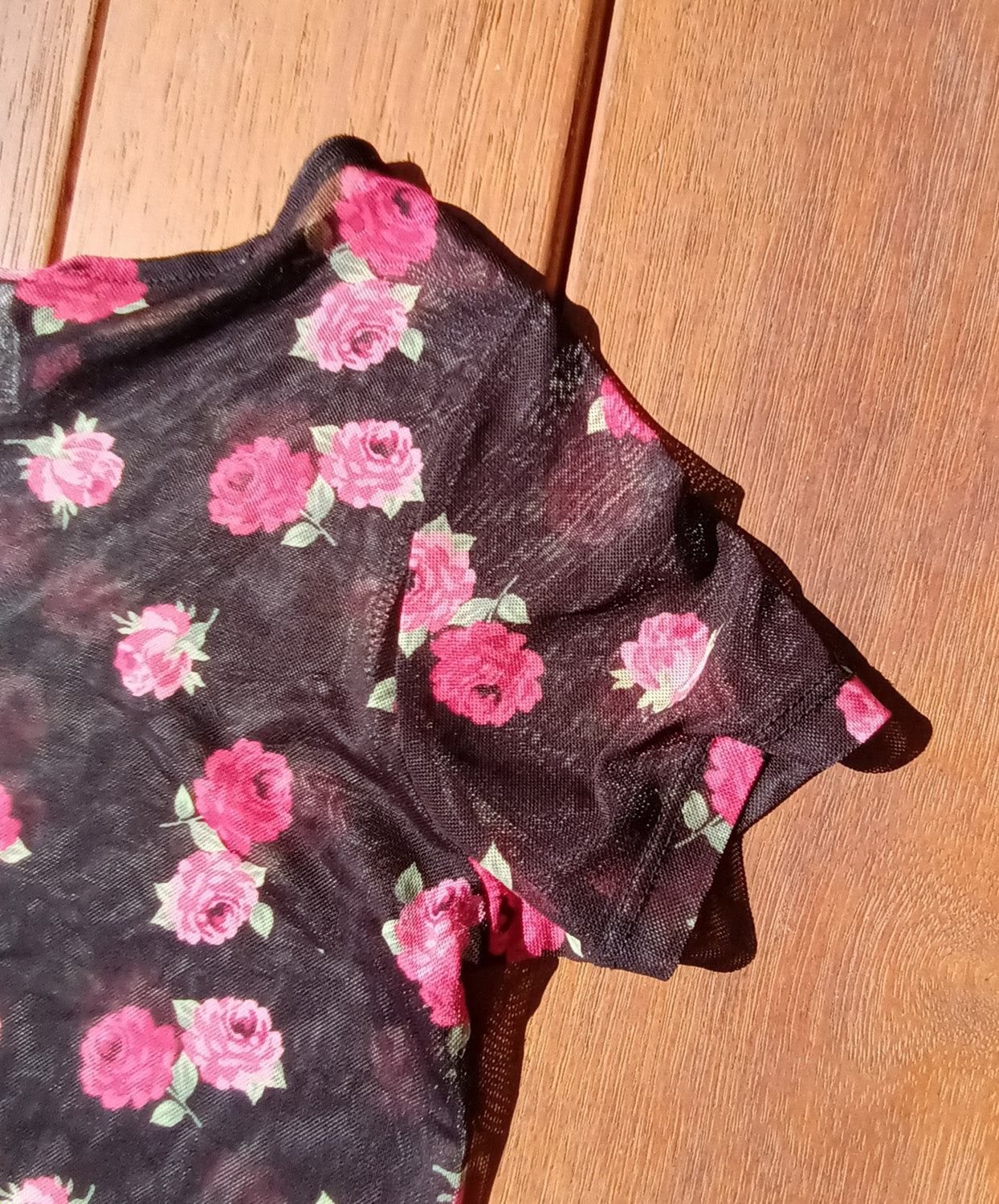 Vintage Mango cropped mesh floral top