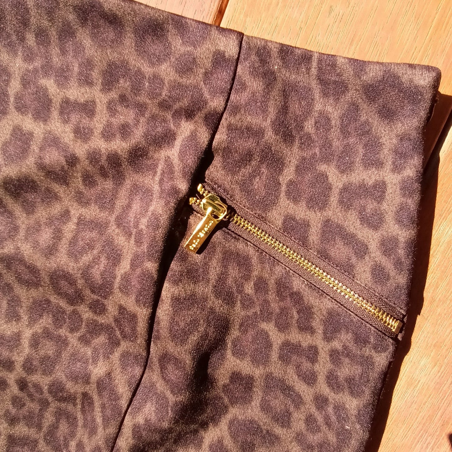 Micheal Kors brown animal print skirt Modeshy