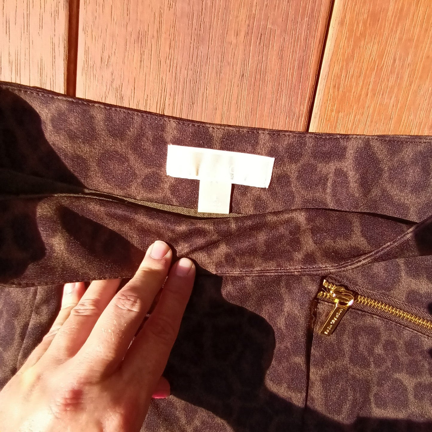 Micheal Kors brown animal print skirt Modeshy