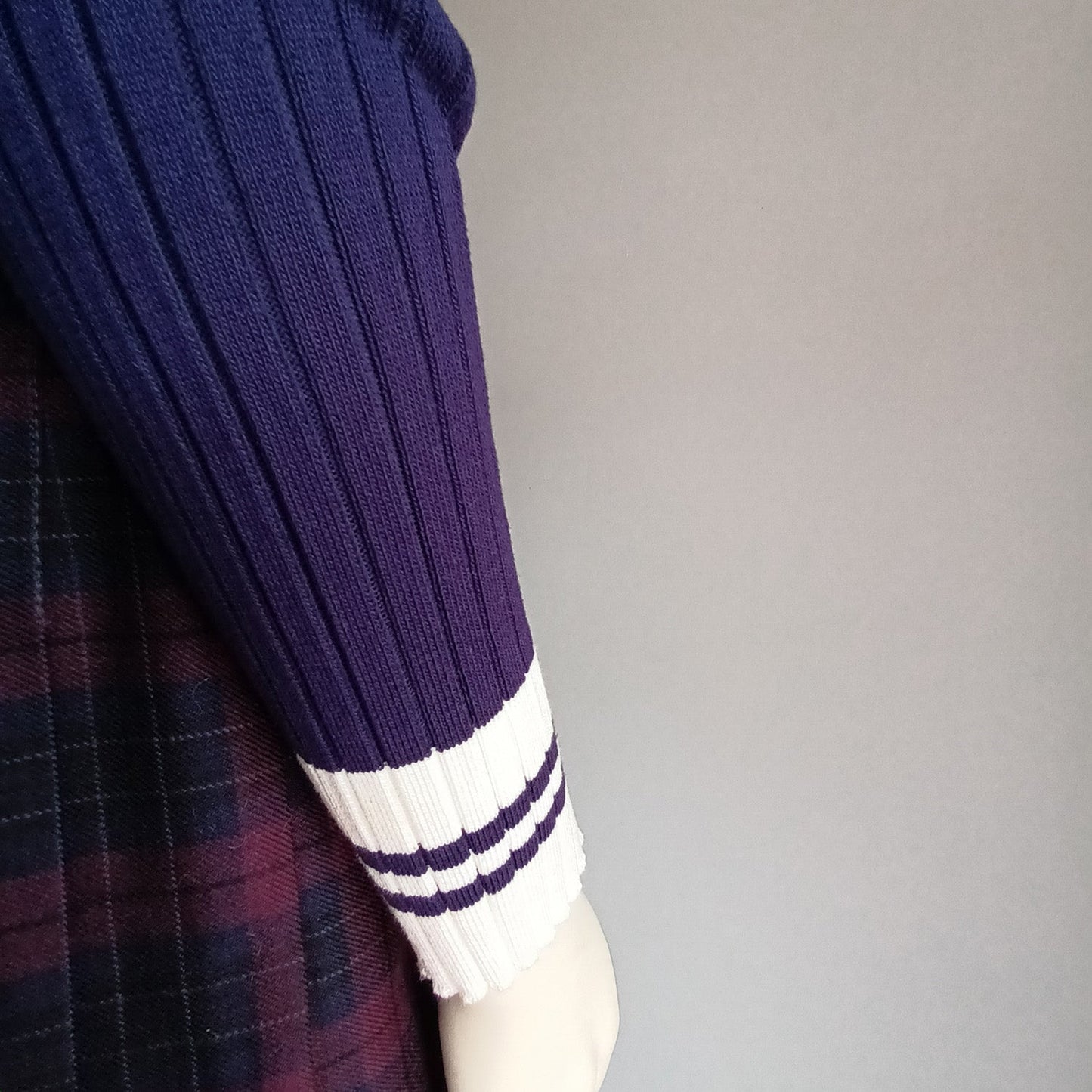 Valley girl preppy navy and white sweater Modeshy