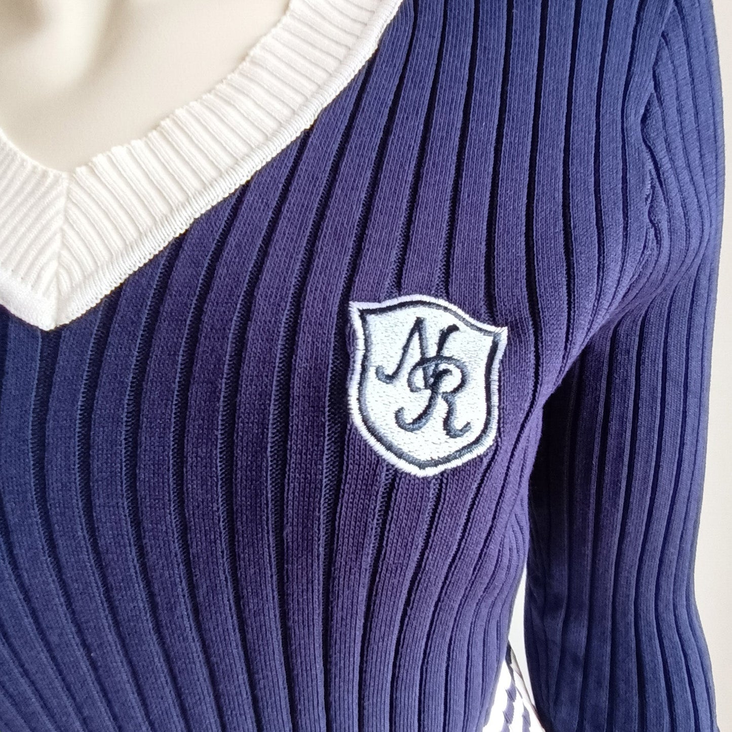 Valley girl preppy navy and white sweater Modeshy