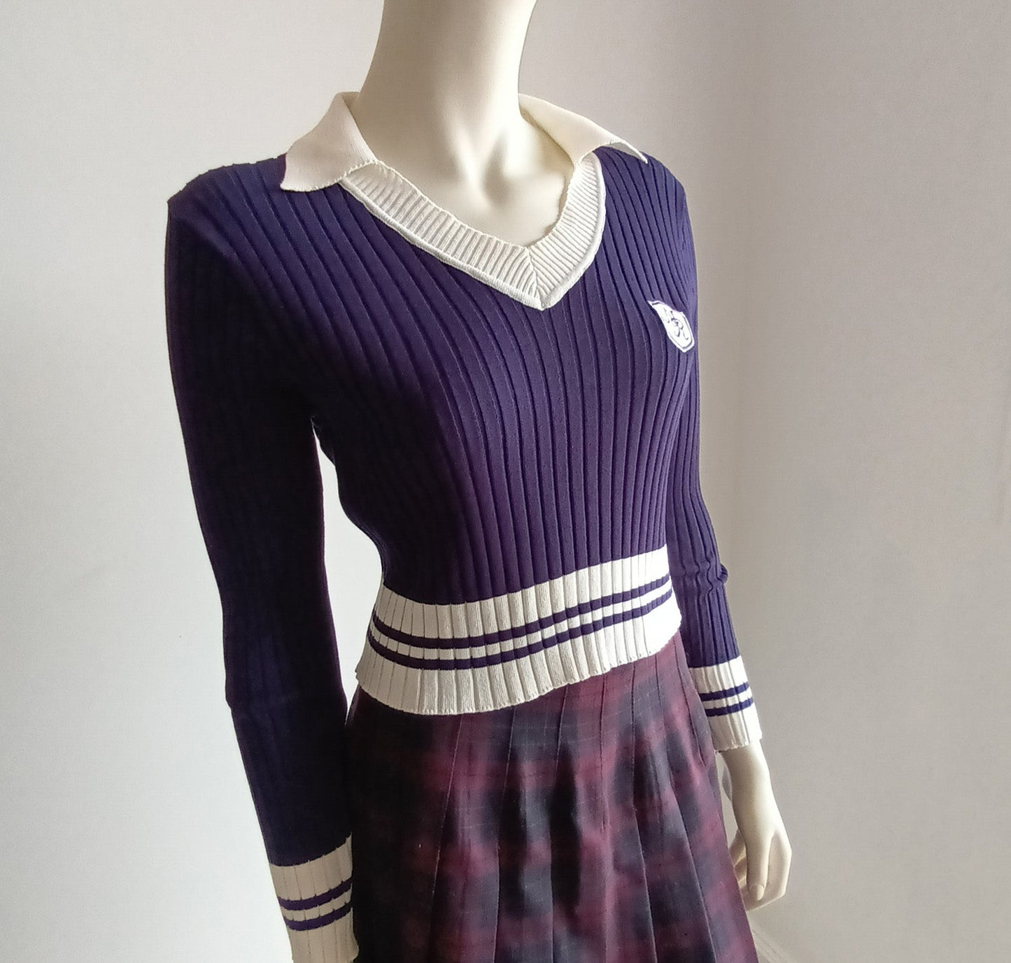 Valley girl preppy navy and white sweater Modeshy