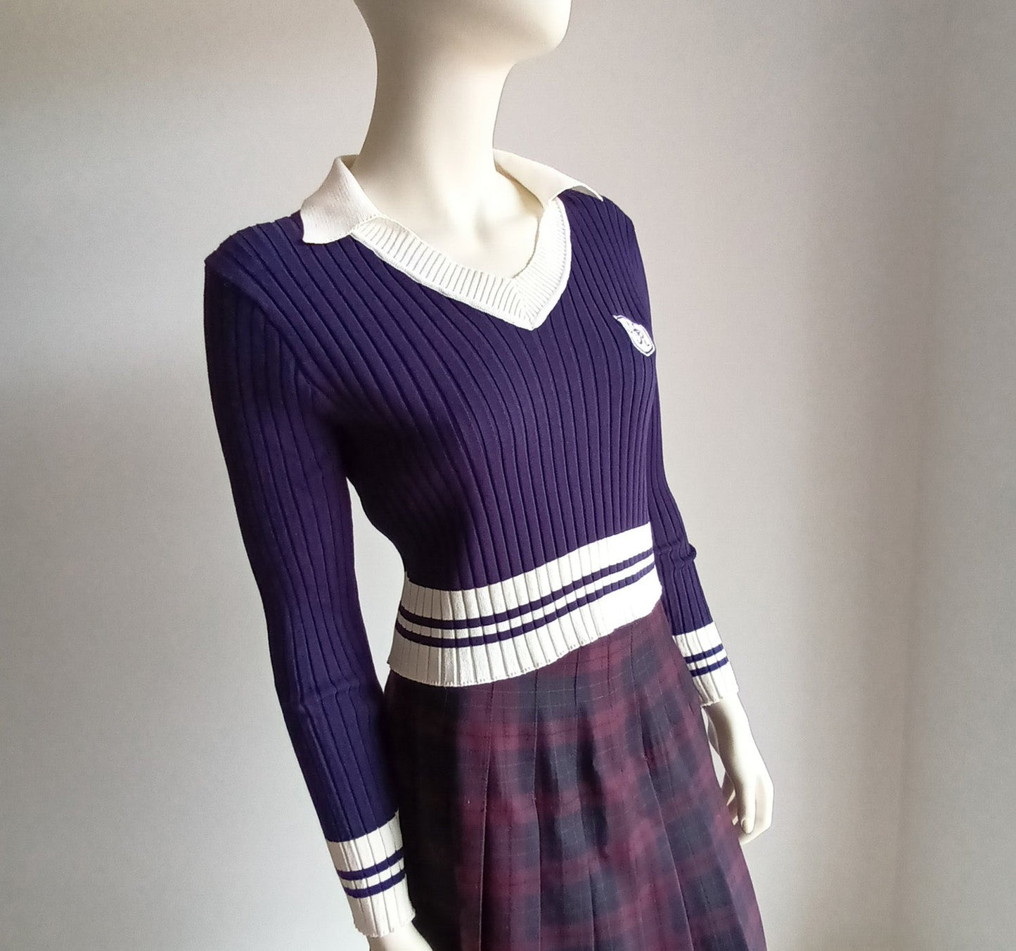 Valley girl preppy navy and white sweater Modeshy