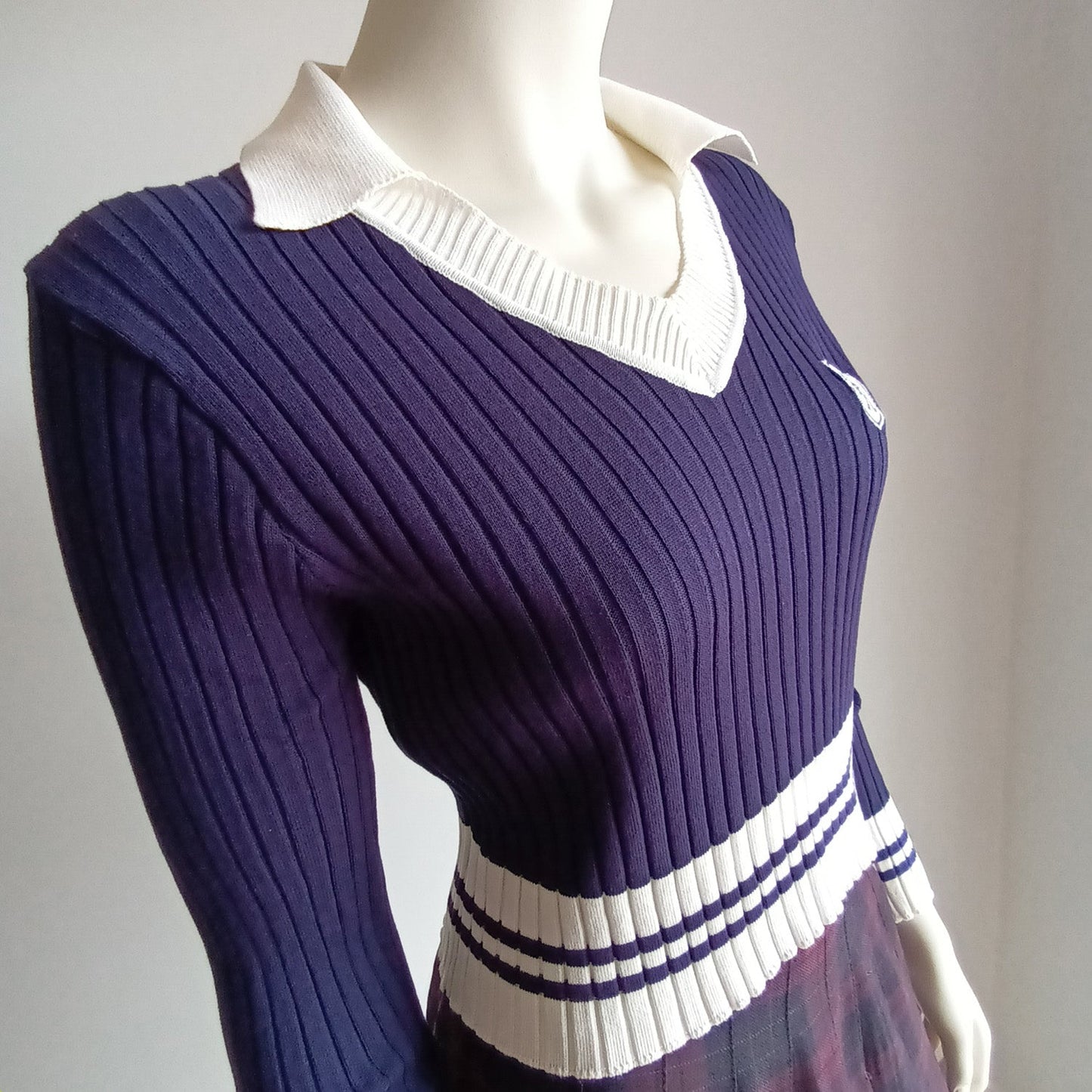 Valley girl preppy navy and white sweater Modeshy