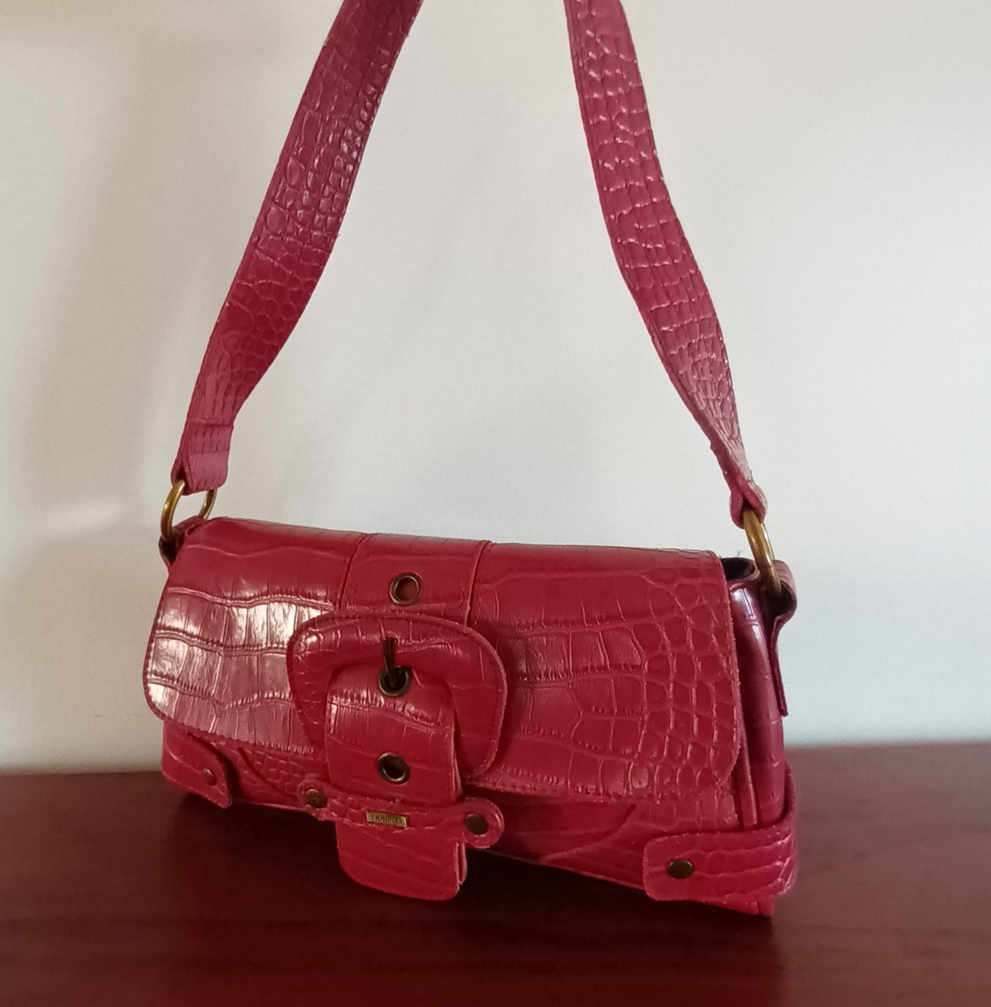 Vintage Y2k Fiorelli red faux crock skin cherry red bag. Modeshy