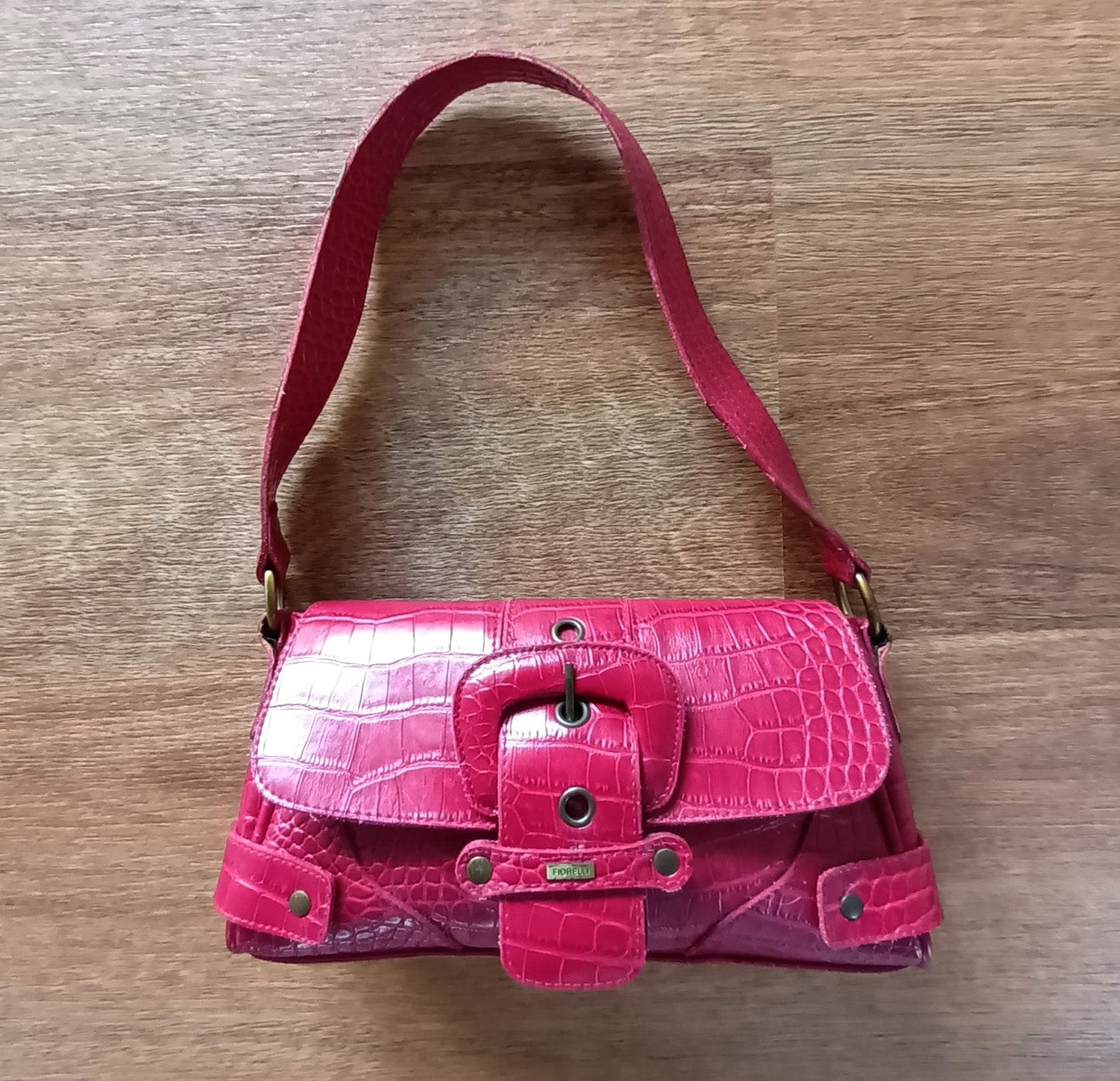 Vintage Y2k Fiorelli red faux crock skin cherry red bag. Modeshy
