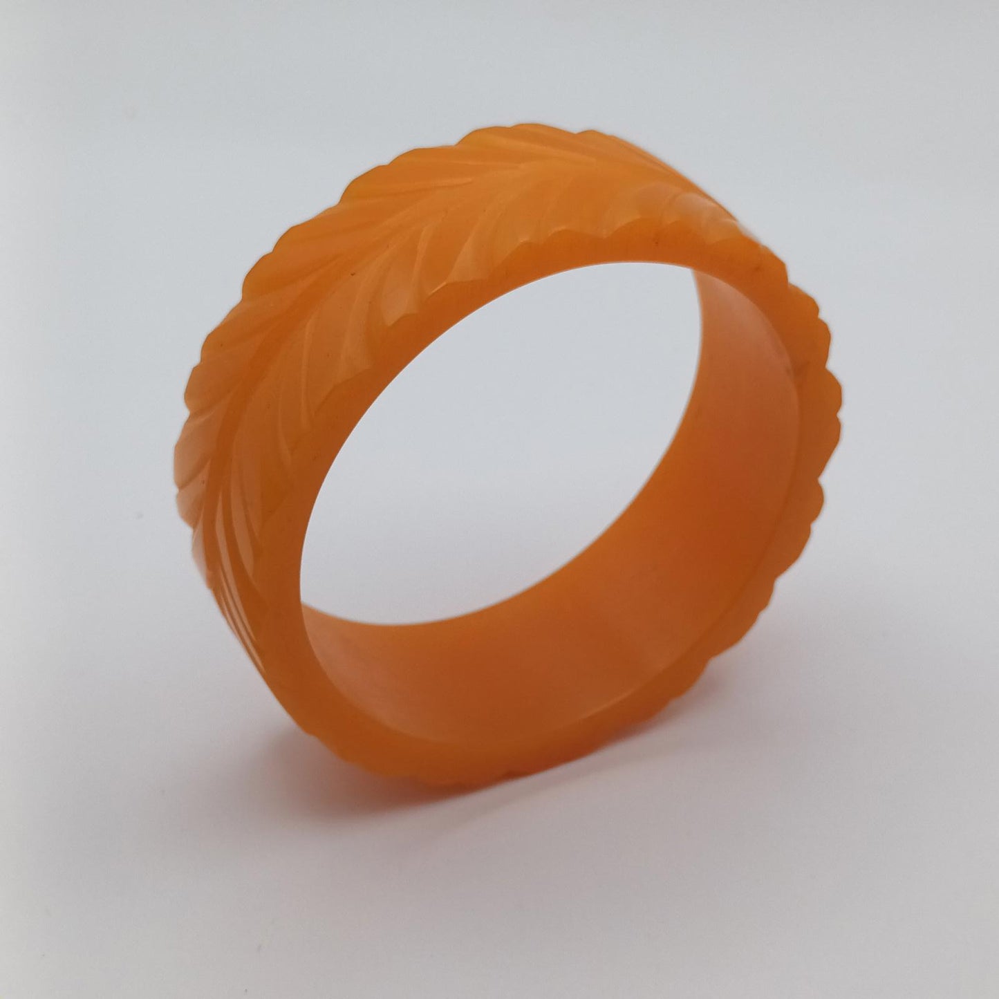 Vintage butterscotch bakelite hand carved bangle