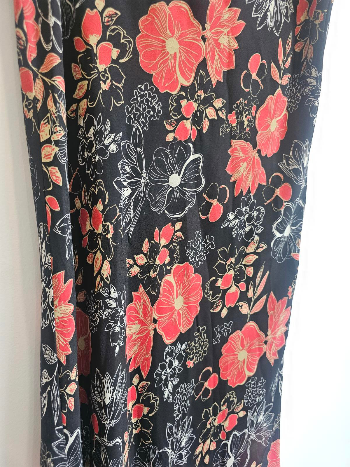 Vintage 90s ella J Black floral asemetrical skirt.