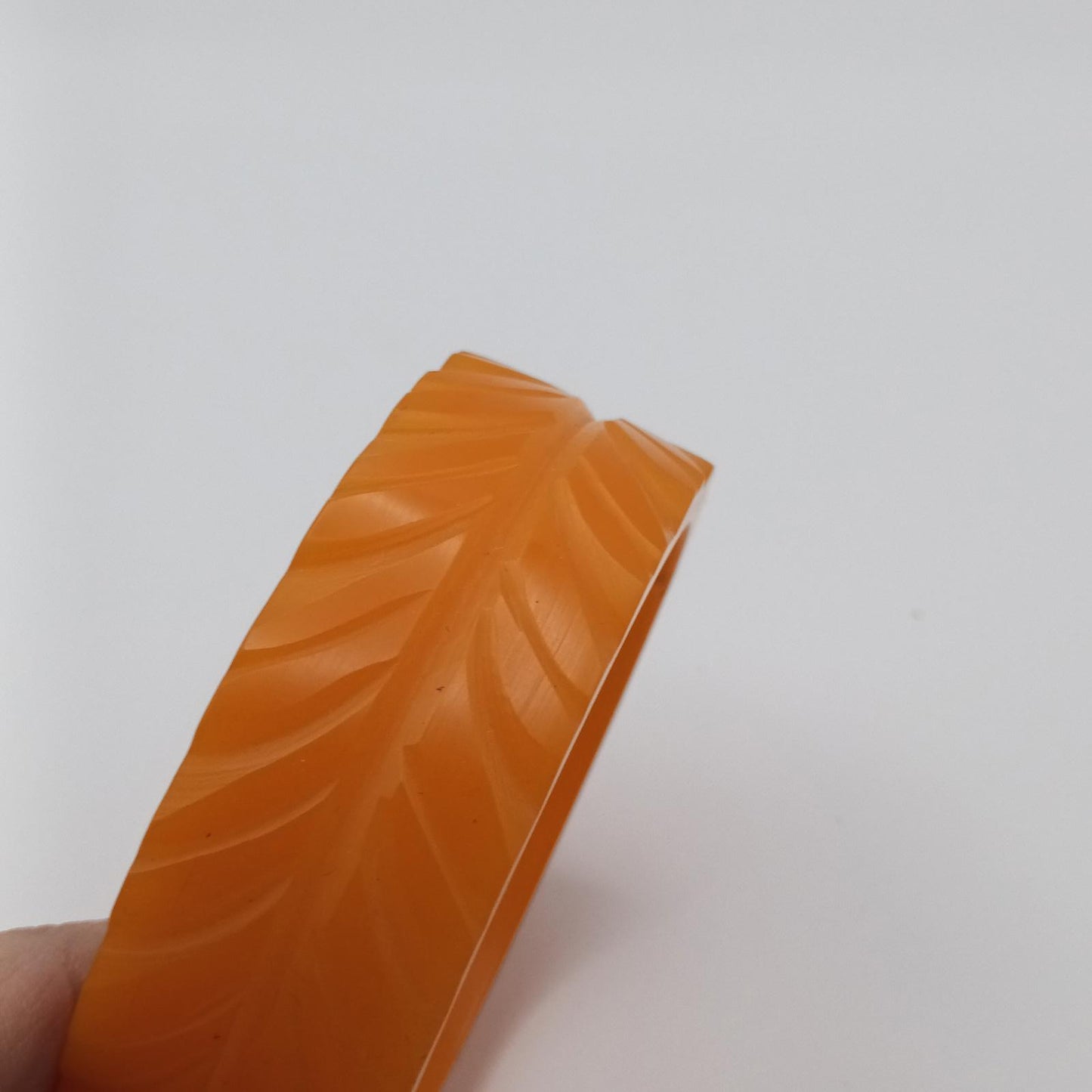 Vintage butterscotch bakelite hand carved bangle