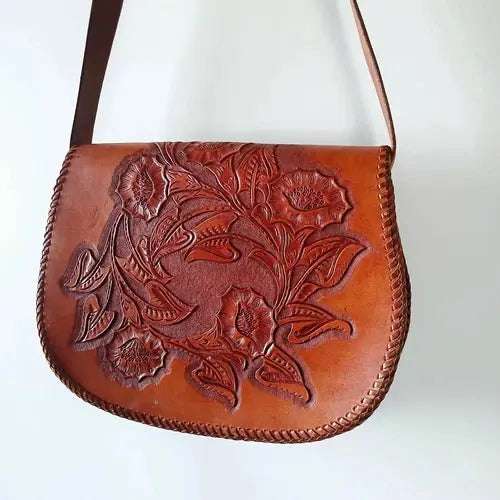 Vintage hand tooled shoulder bag Modeshy