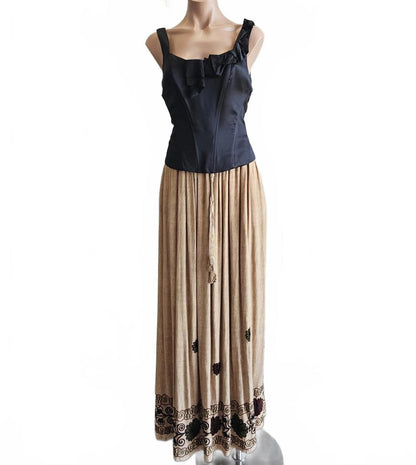 Vinage boho embroidered maxi skirt by AL- ZEER long tall.