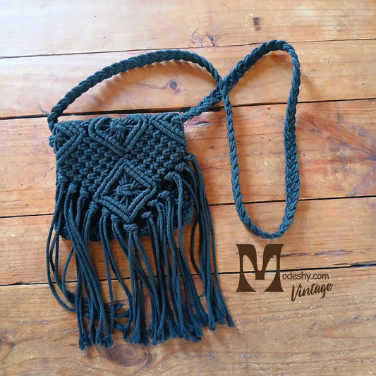 Vintage black hand crochet woven macrame hand bag Modeshy