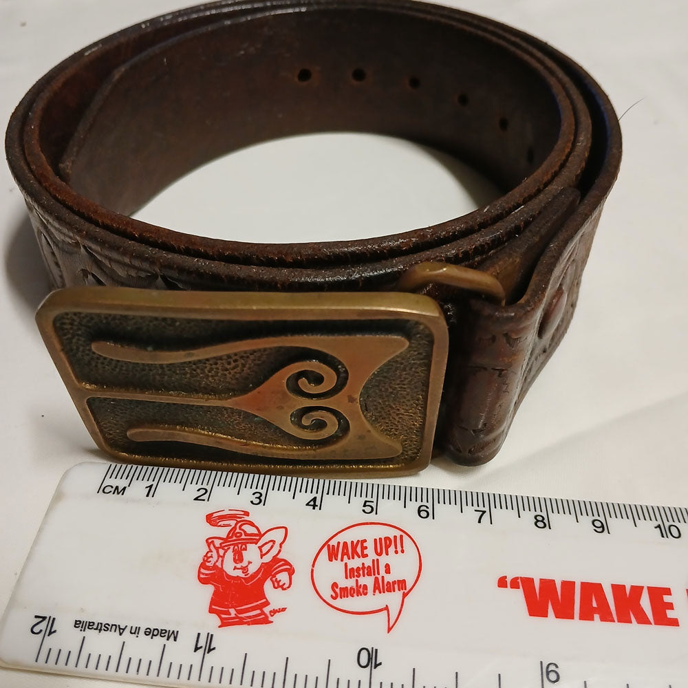 Vintage Leather hand carved belt with brass buckle Modeshy
