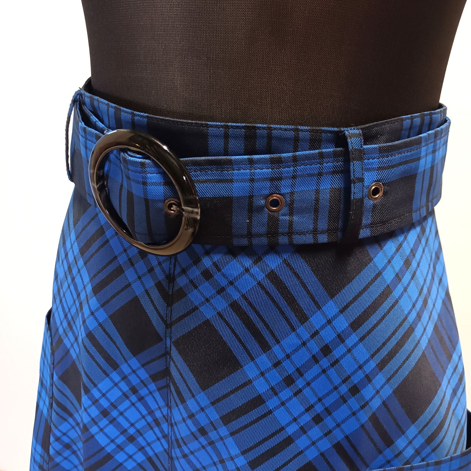 Recycled italian fabric lover skirt black and blue plaid vintage style skirt Modeshy