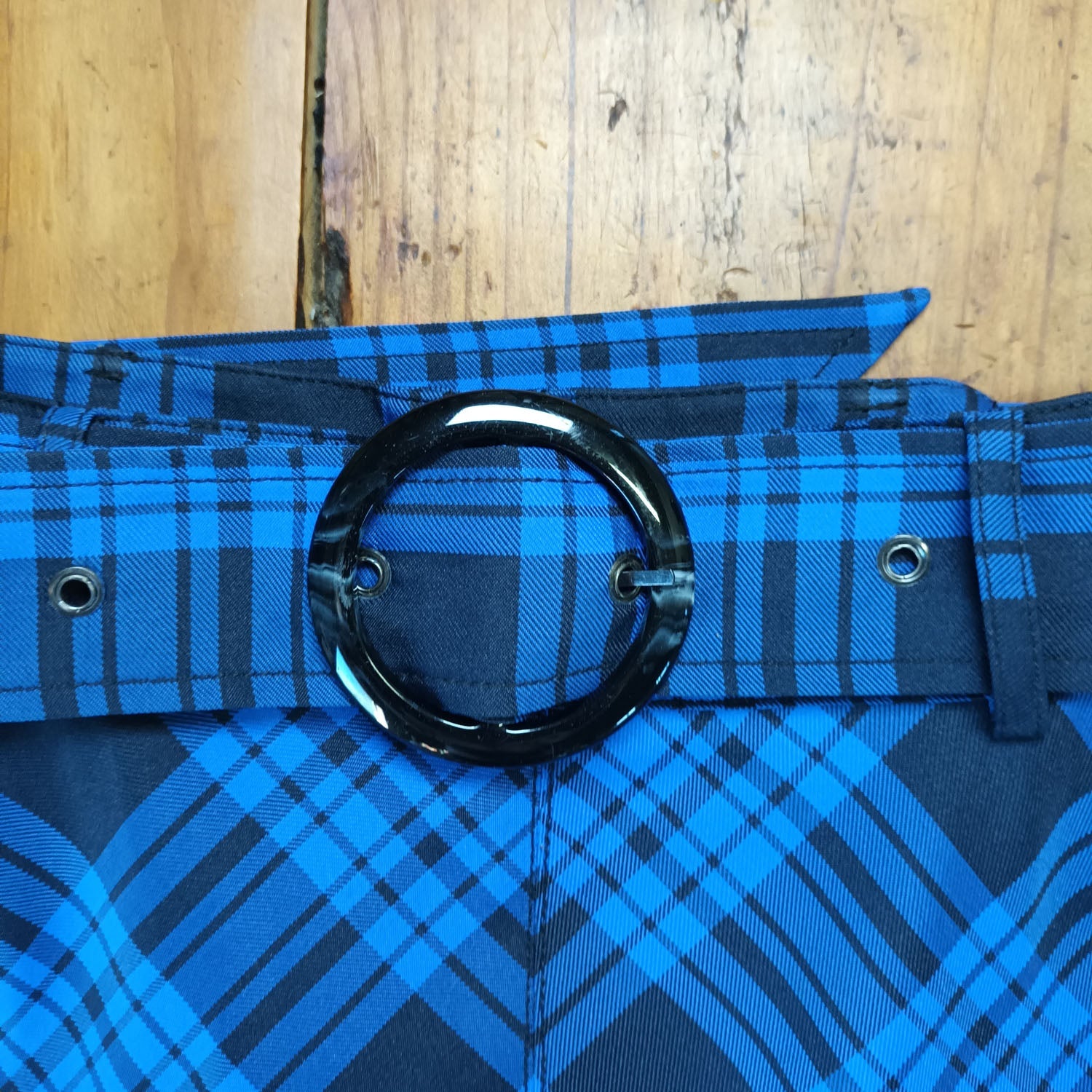 Recycled italian fabric lover skirt black and blue plaid vintage style skirt Modeshy