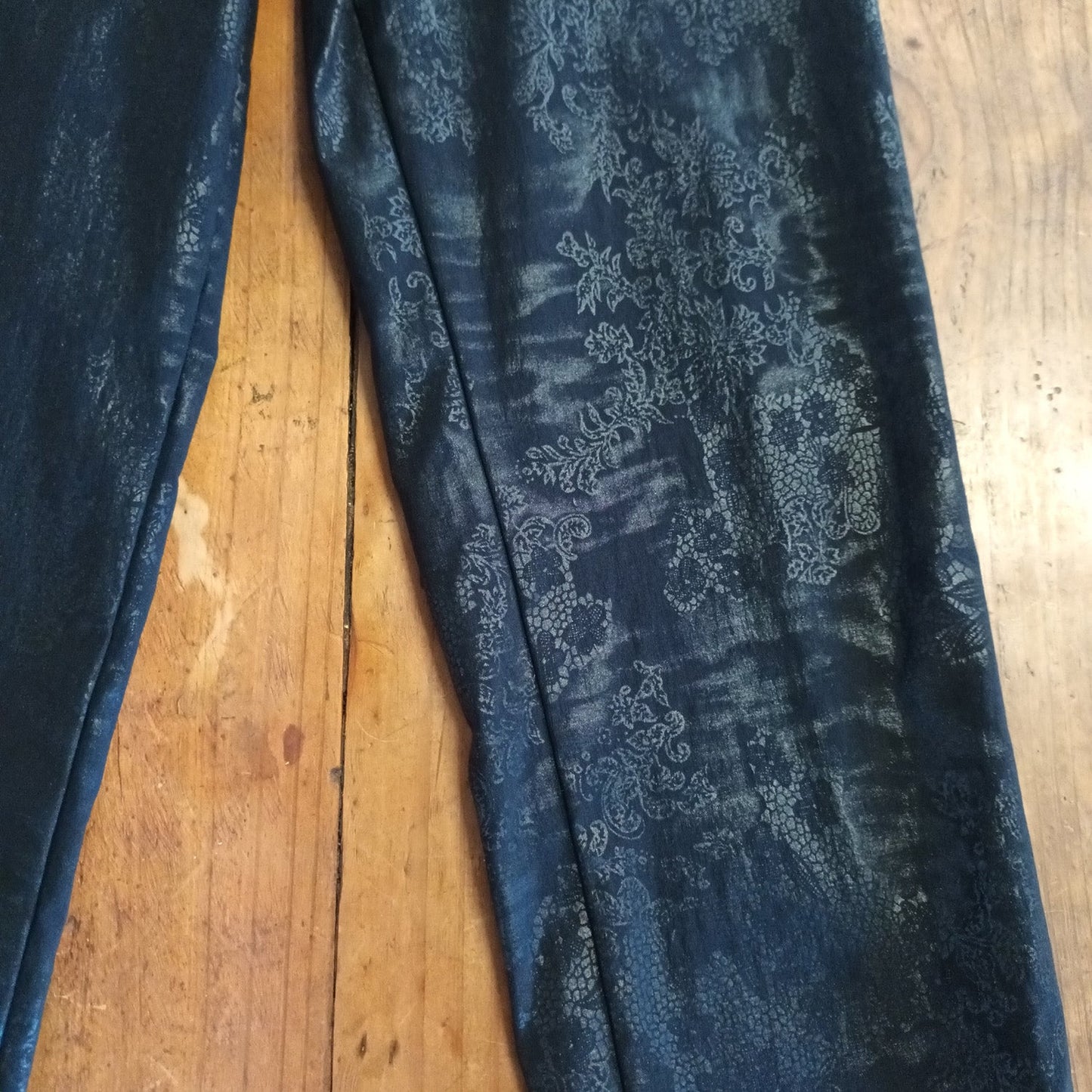 Vintage Andiamo 90s Embossed black floral dress pants 10 Au Modeshy