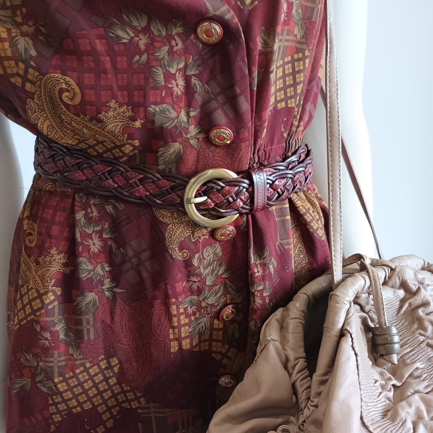 Vintage beige leather Oroton bag Modeshy