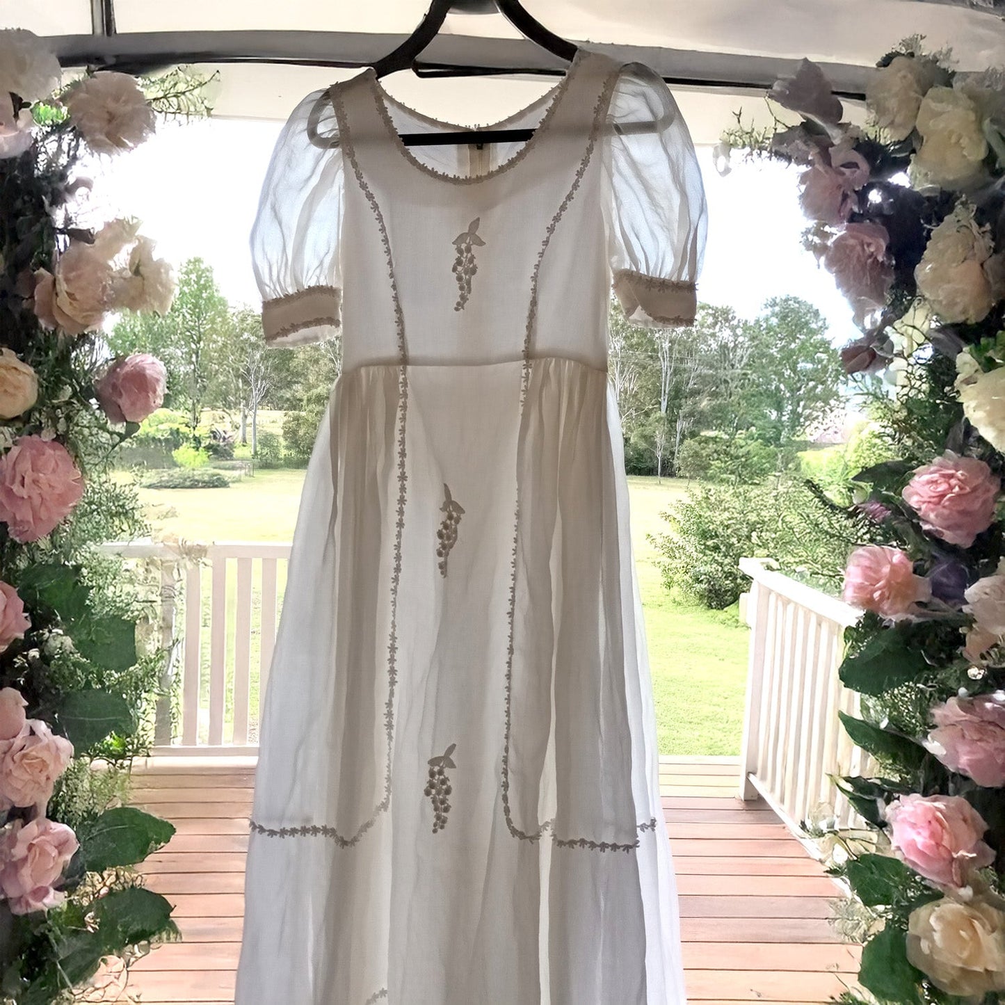 Vintage organza wedding dress - Donate a dress Modeshy