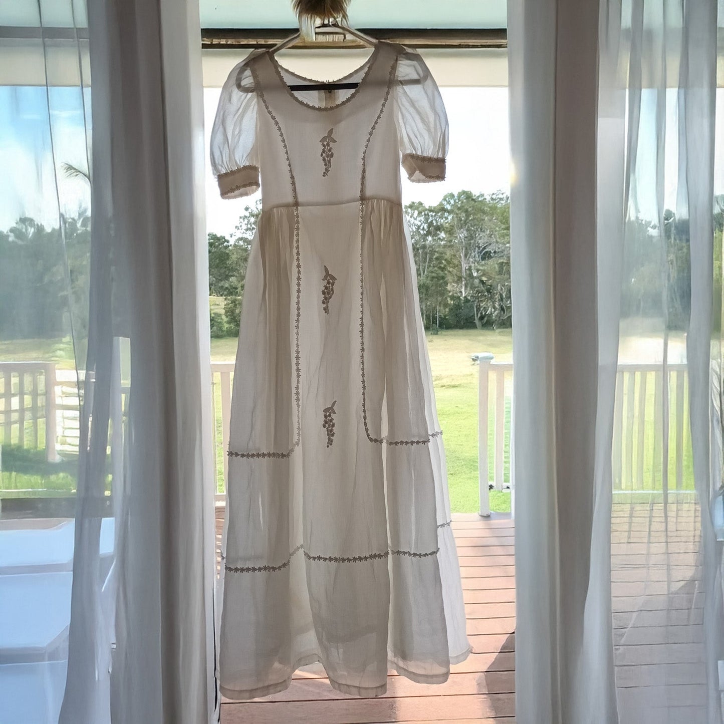 Vintage organza wedding dress - Donate a dress Modeshy