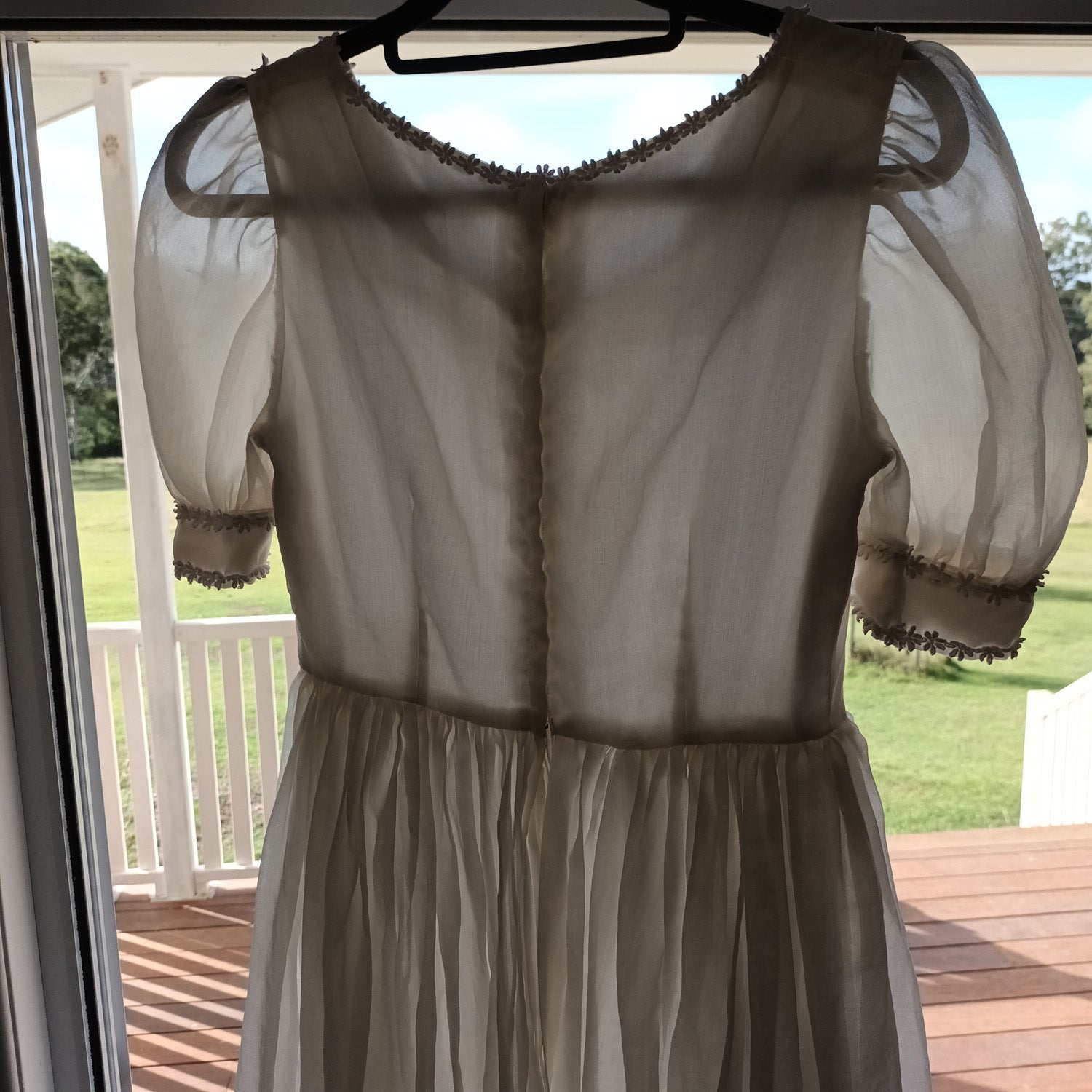 Vintage organza wedding dress - Donate a dress Modeshy