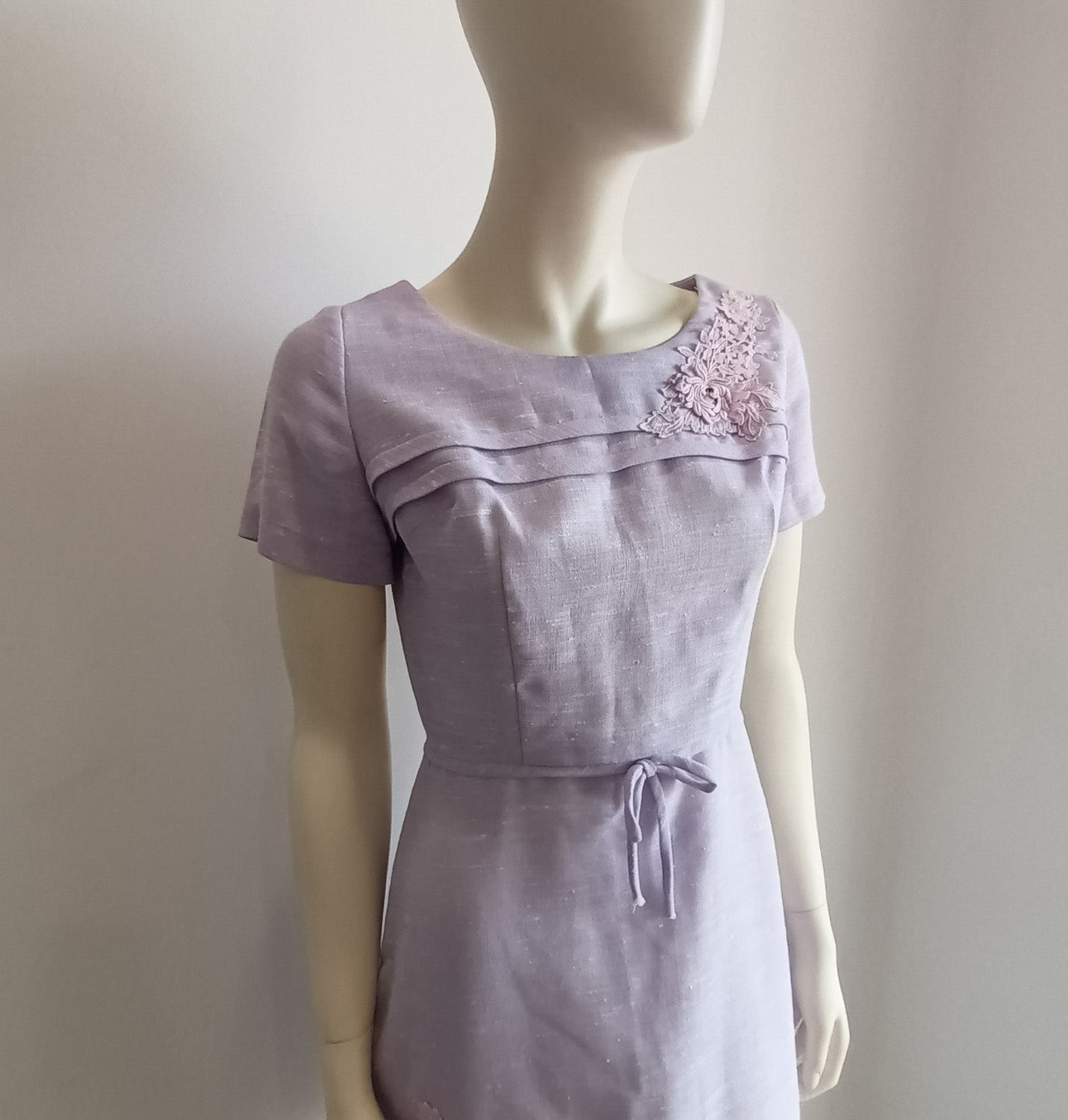 Lavender mauve vintage linen floral 60s dress Modeshy