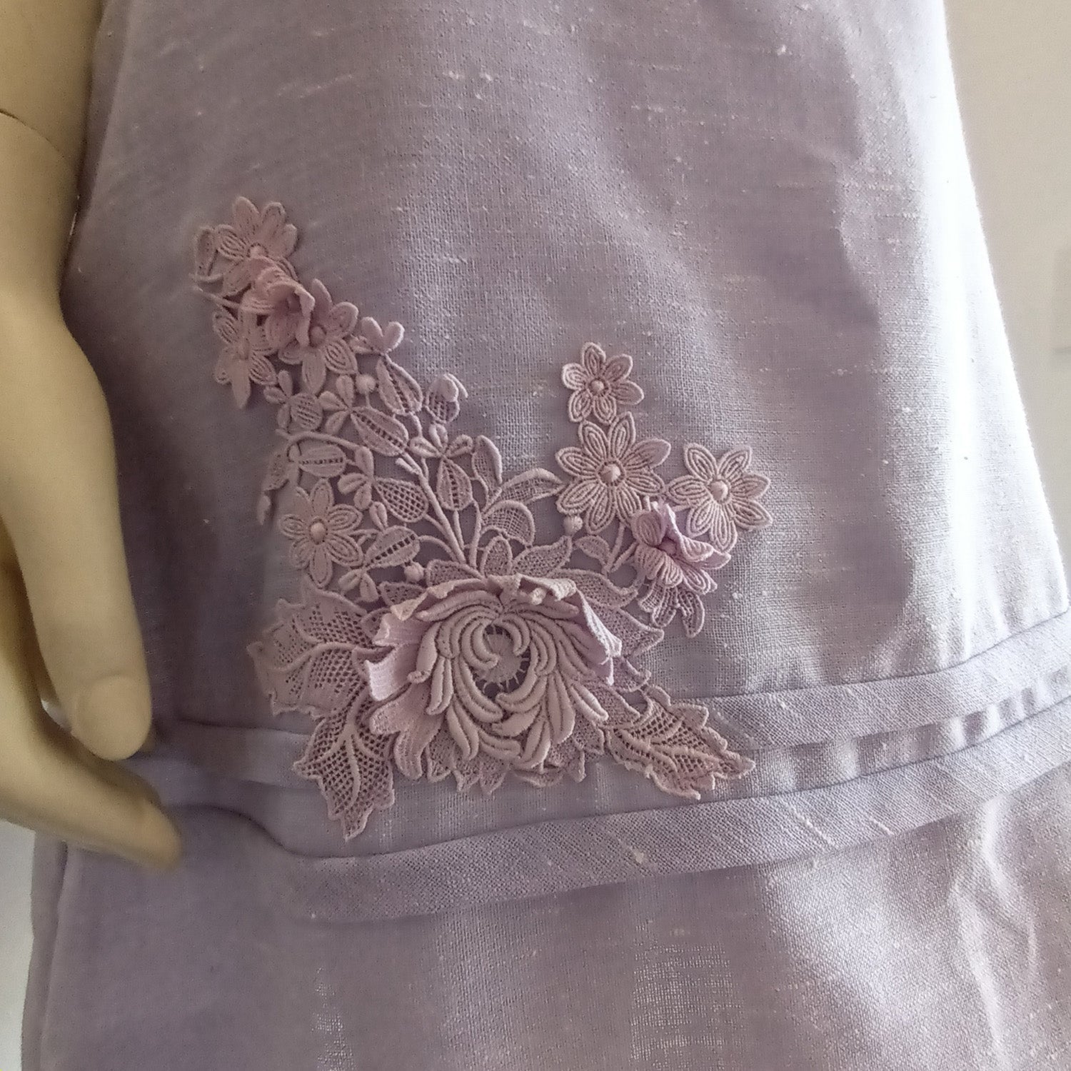 Lavender mauve vintage linen floral 60s dress Modeshy