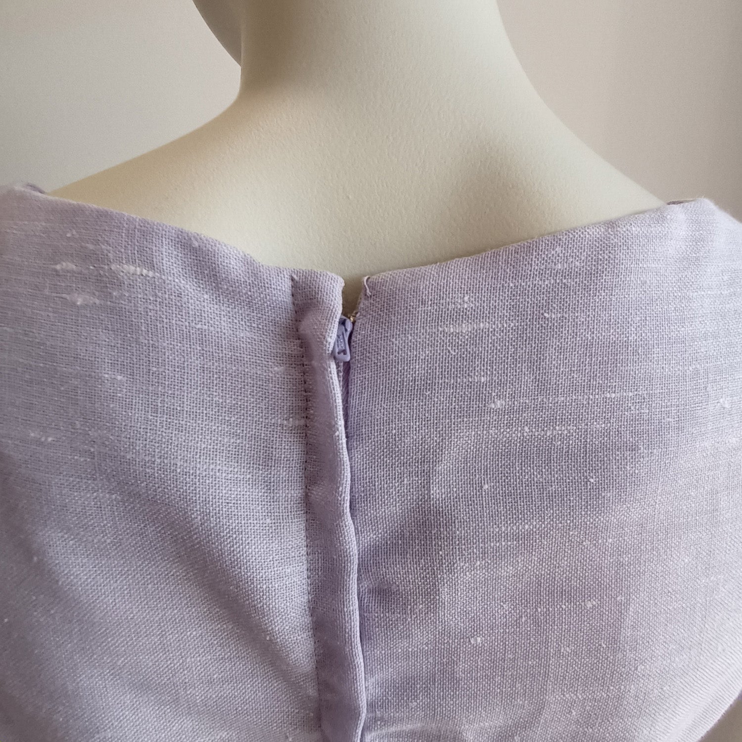 Lavender mauve vintage linen floral 60s dress Modeshy