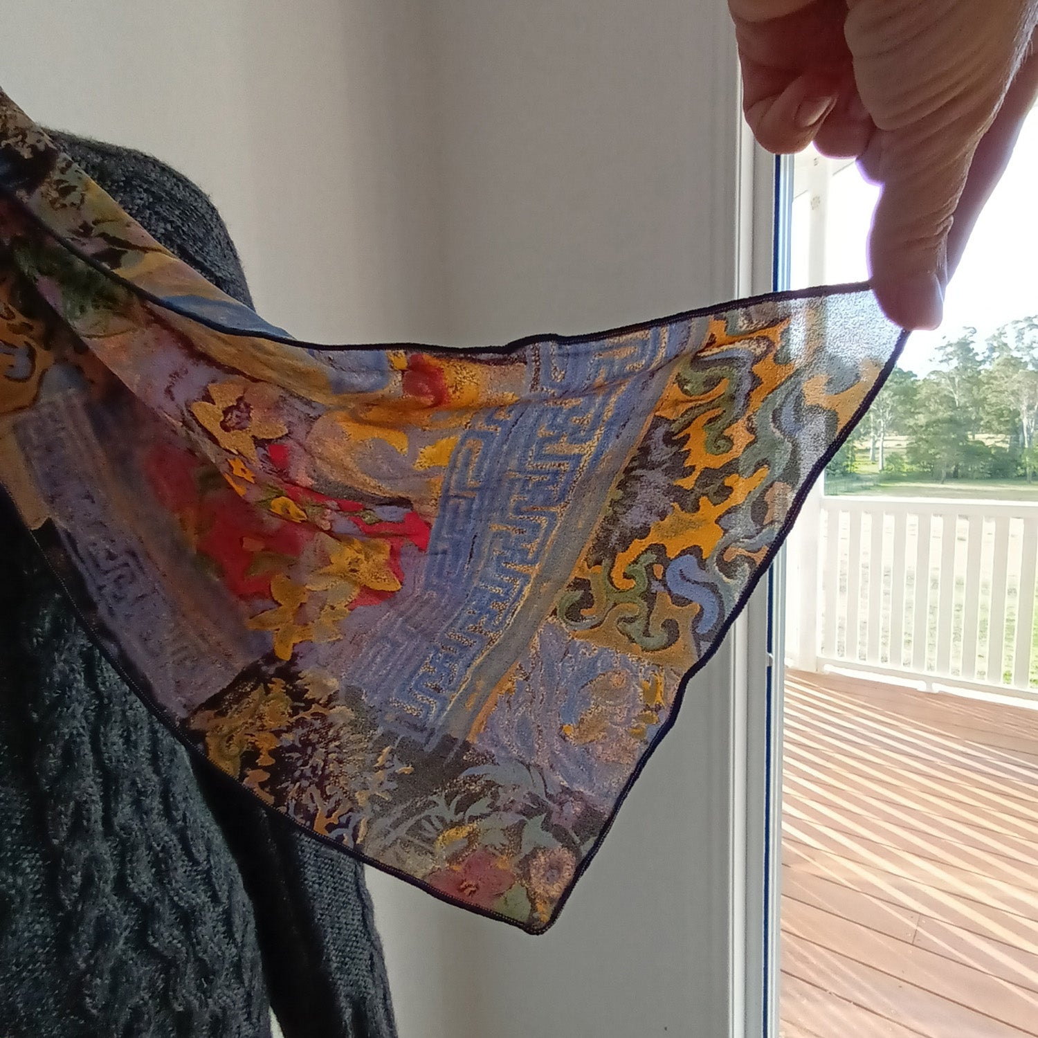 Vintage 90s scarf Modeshy