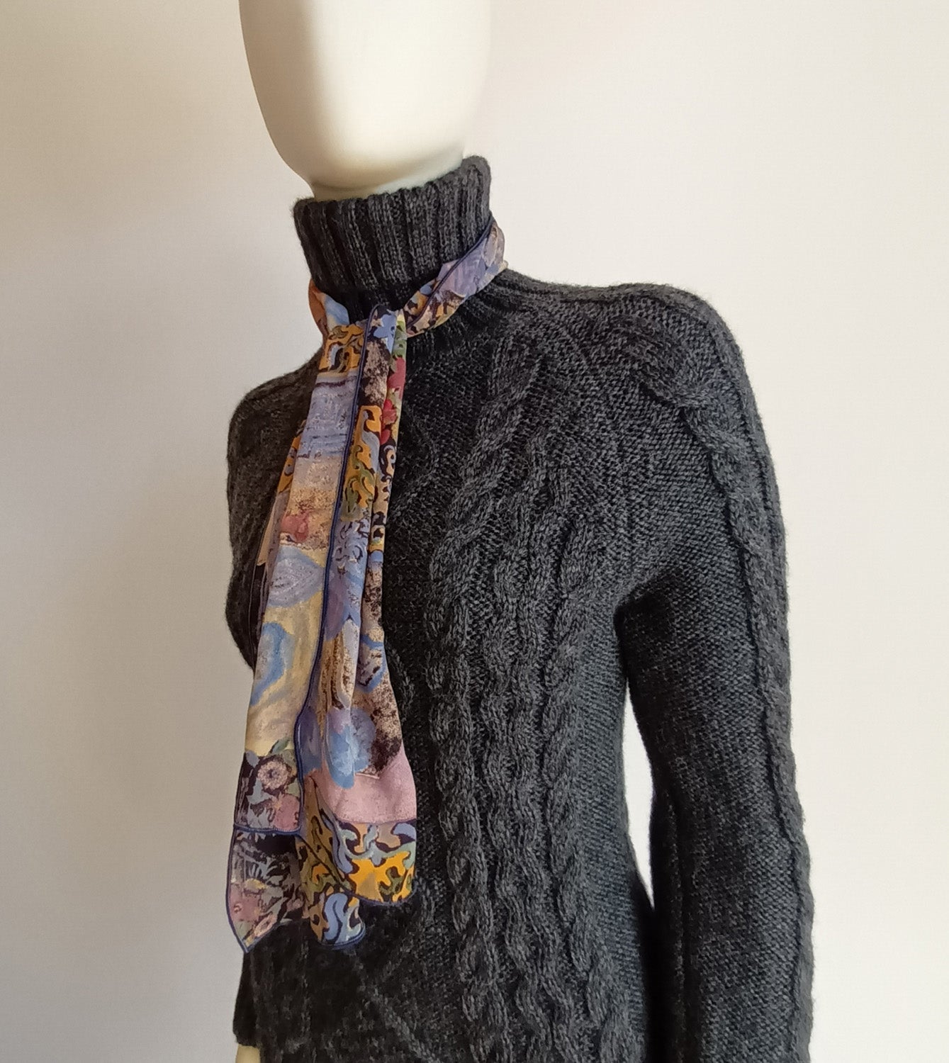 Vintage 90s scarf Modeshy
