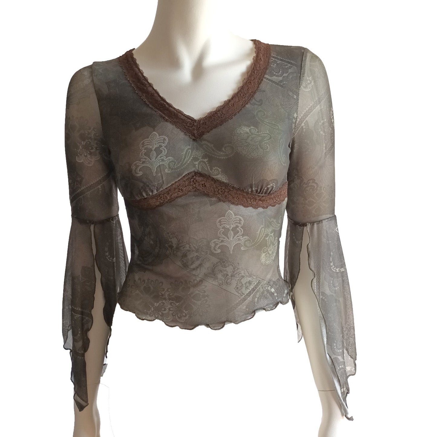 Y2k 90s Fitted mesh top fluted sleeve Modeshy
