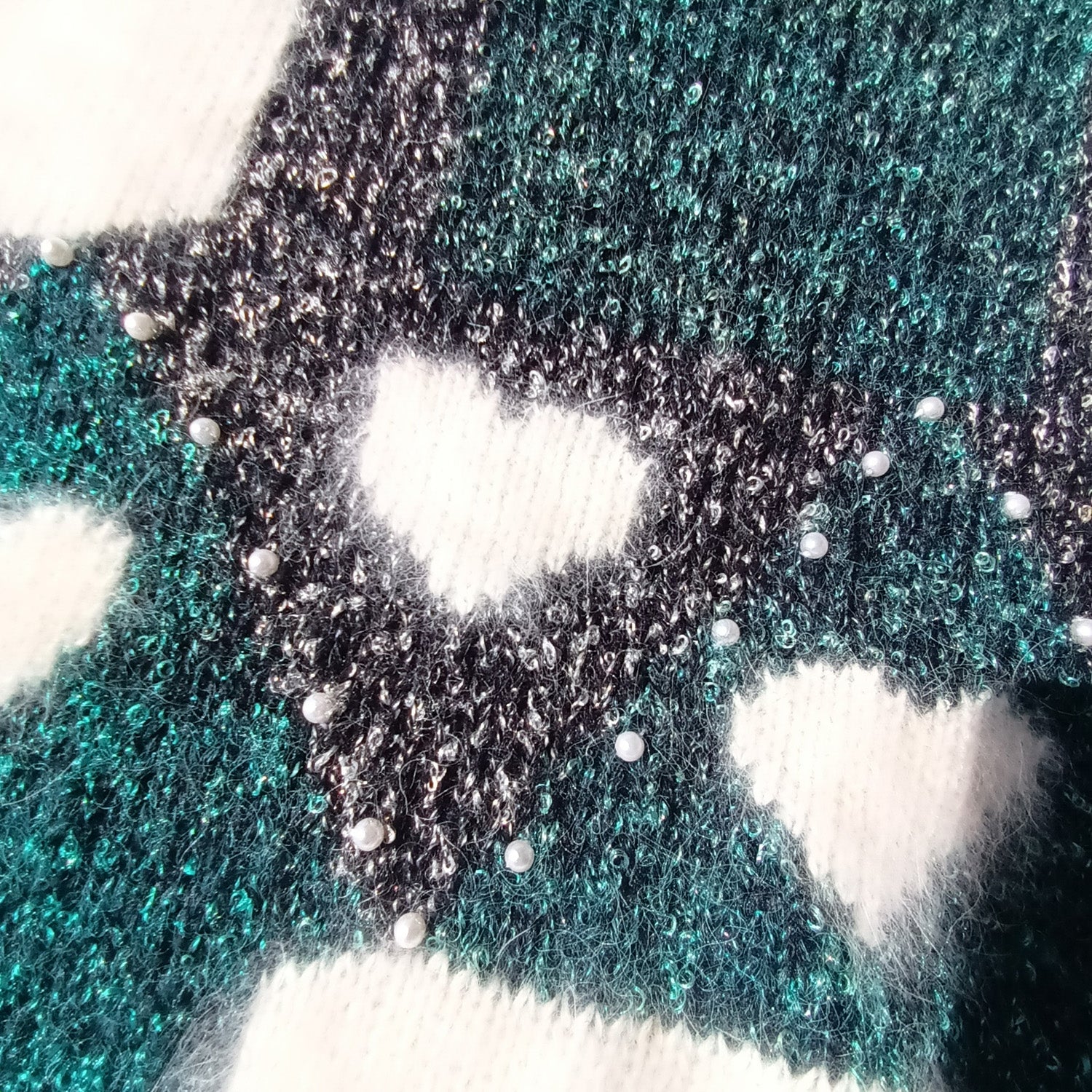 Vintage soft wool/ angora blend hearts sweater Modeshy