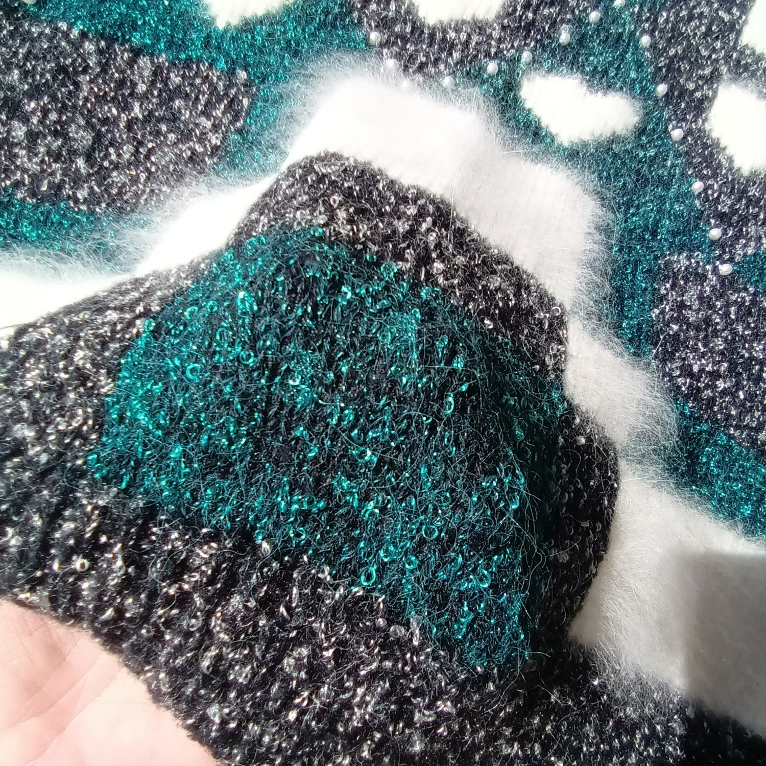 Vintage soft wool/ angora blend hearts sweater Modeshy