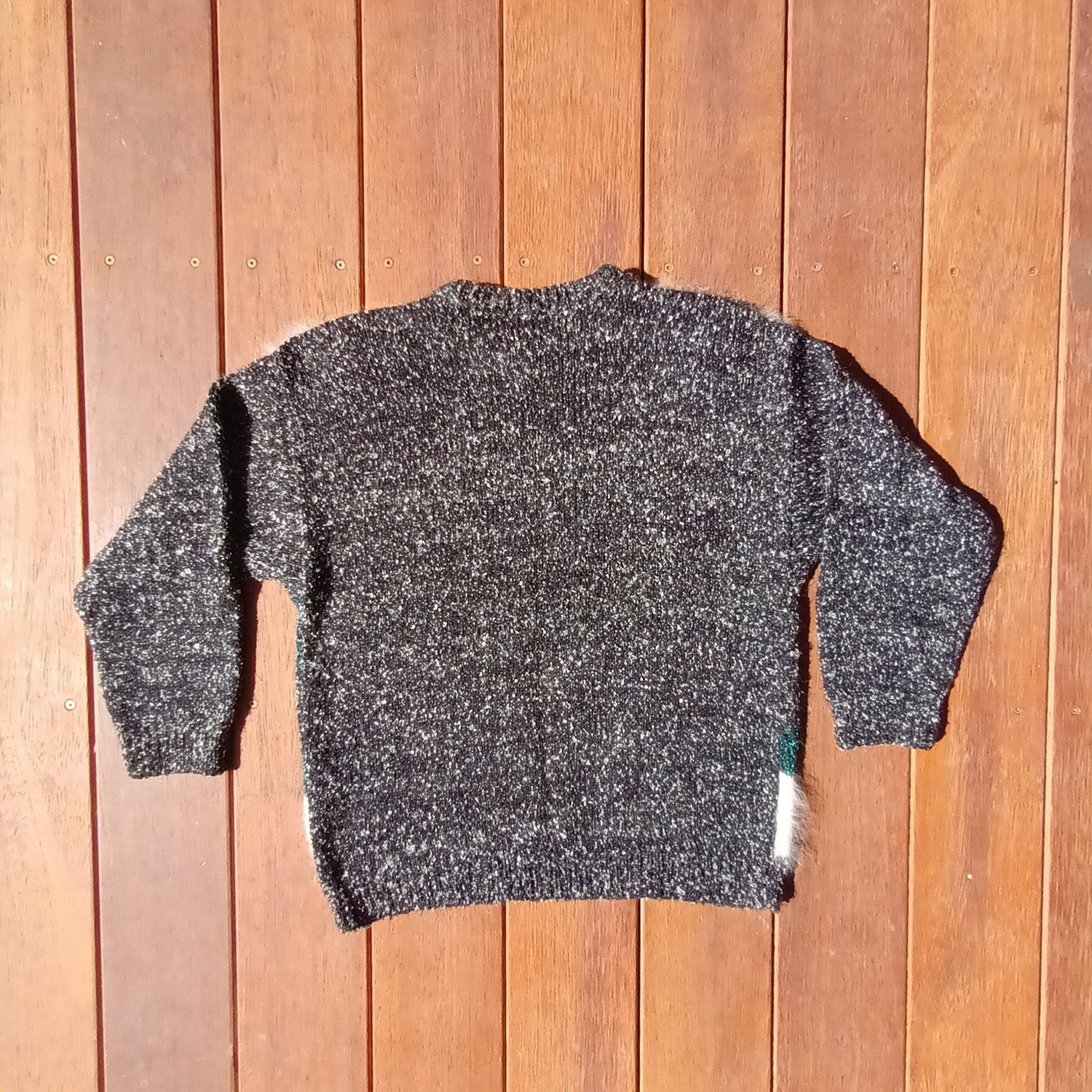 Vintage soft wool/ angora blend hearts sweater Modeshy