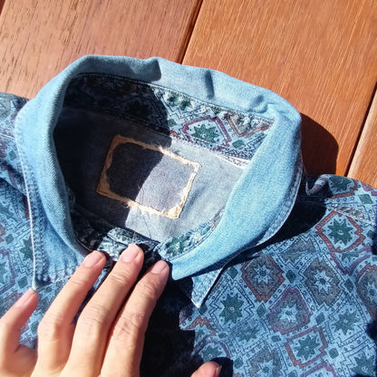 Vintage Levis wester denim long sleeve shirt.