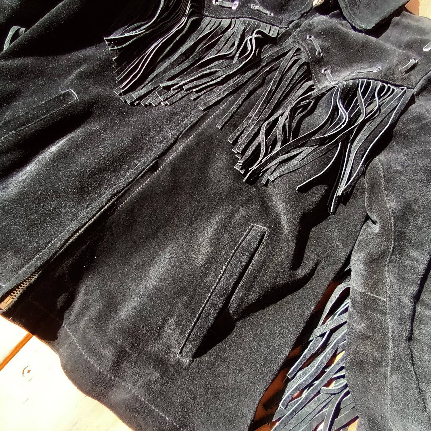 Vintage black suede unisex fringed western jacket Modeshy