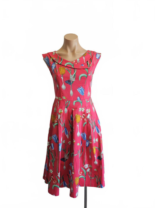 Timeless by Vanessa Tong pink floral 50s style summer garden dress.8