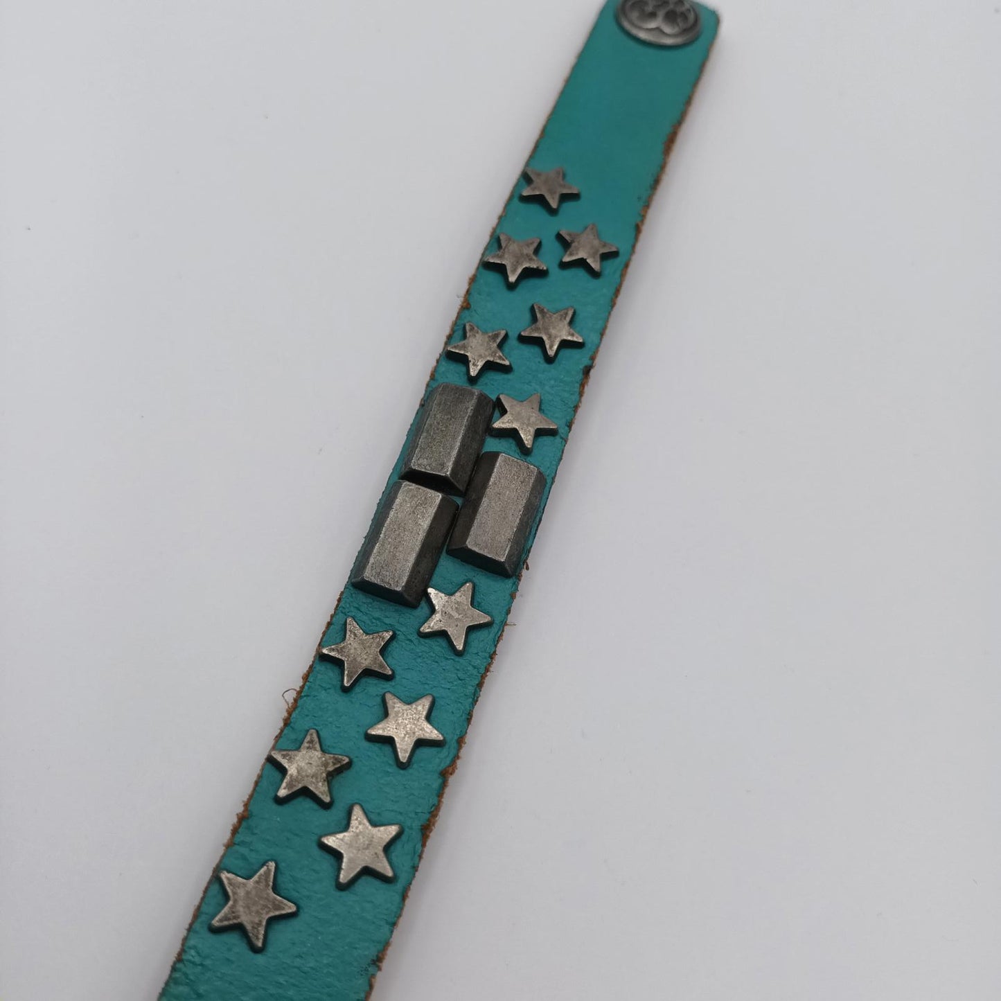 Genuine Vintage aqua blue stars leather 80s bracelet