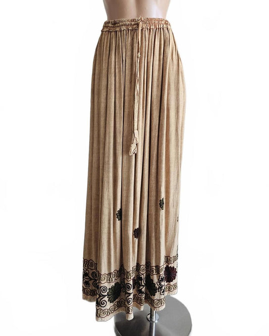 Vinage boho embroidered maxi skirt by AL- ZEER long tall.