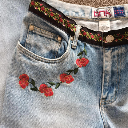 Vintage embroidered floral flared denim jeans. DNA Jeans Y2k
